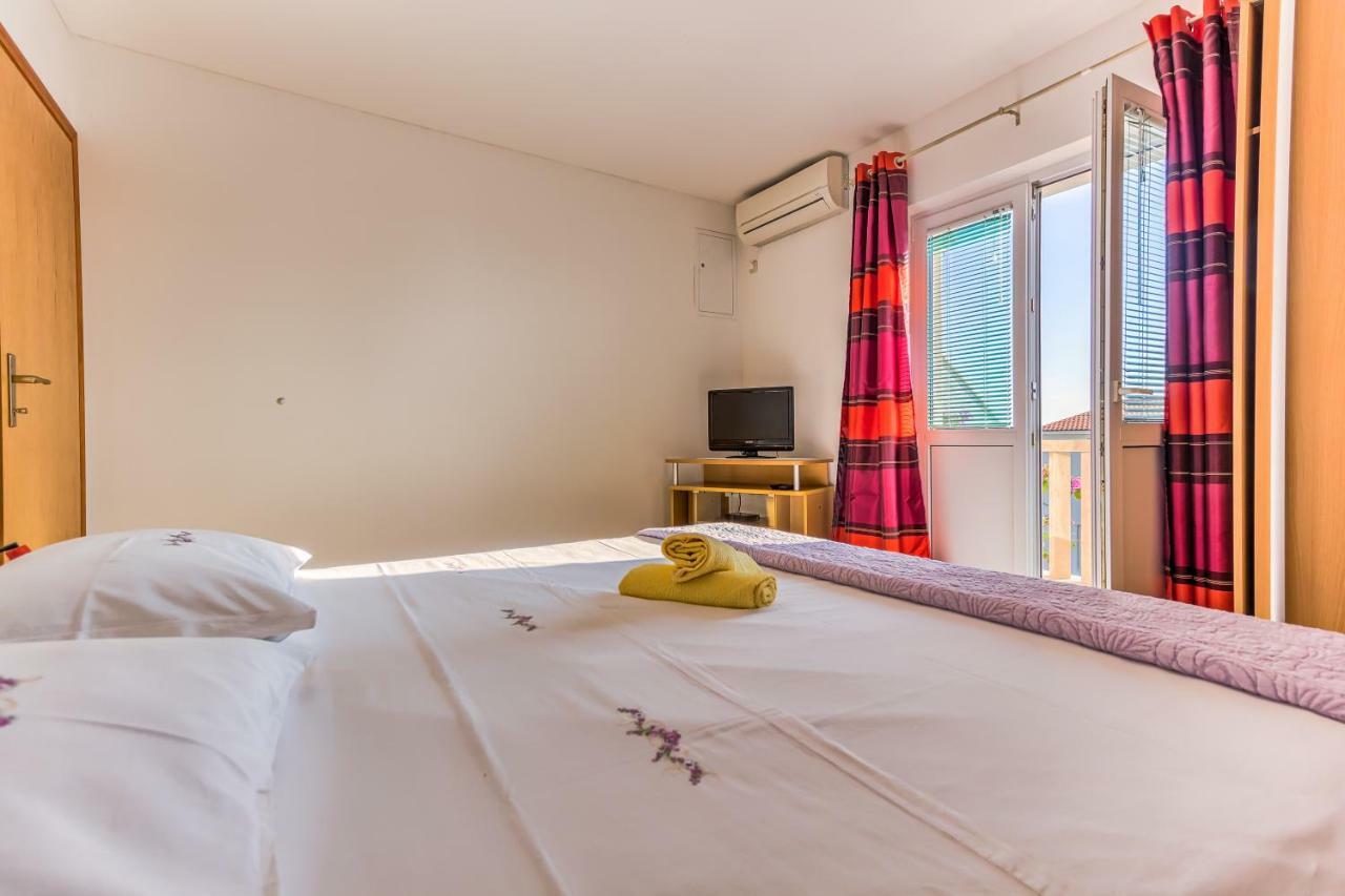 Apartments Katarina โบล ภายนอก รูปภาพ